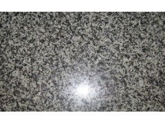 花崗巖板材加工與芝麻白供應 品質(zhì)與工藝的雙重保障